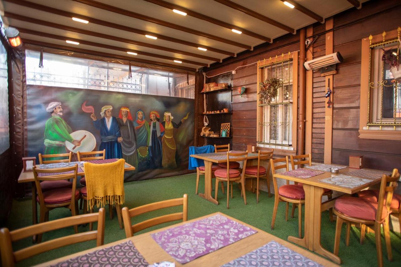April Hotel Istanbul Exterior foto
